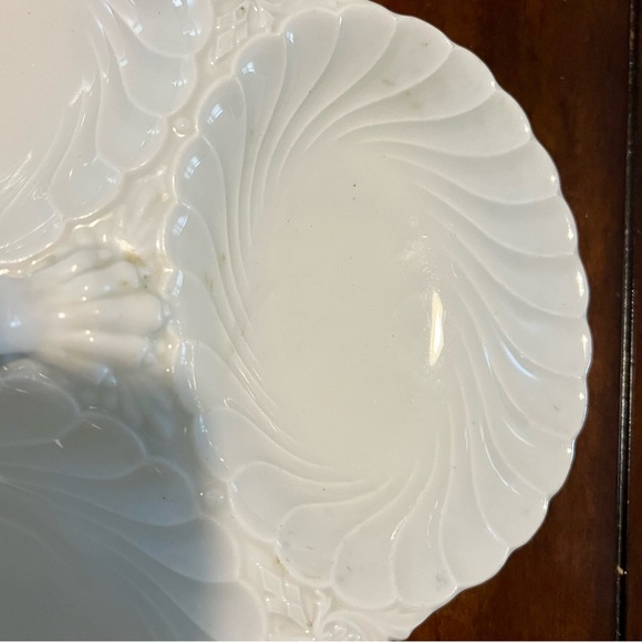 Vintage White Porcelain Divided Serving Dish – Shell Pattern with Handle - Picture 5 of 13